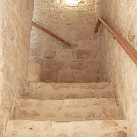 Vico Monte II - Maison Typique Des Pouilles-3